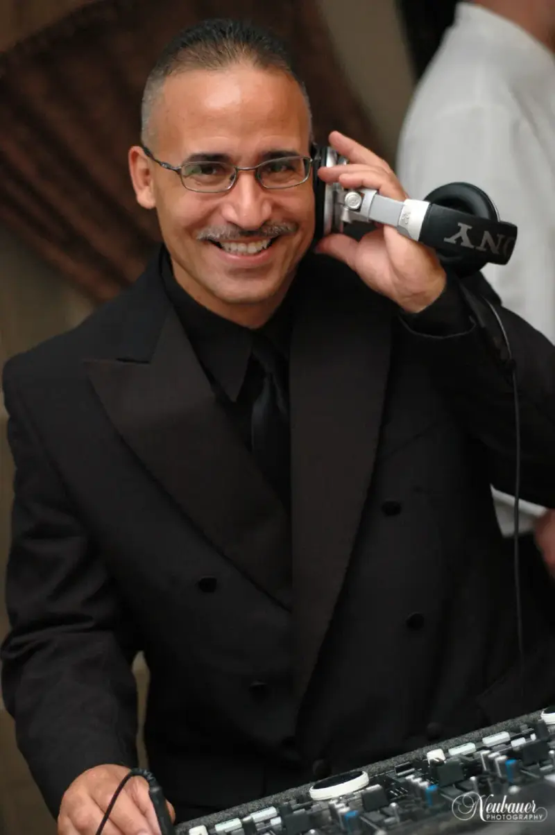 DJ Richie Entertainment Services