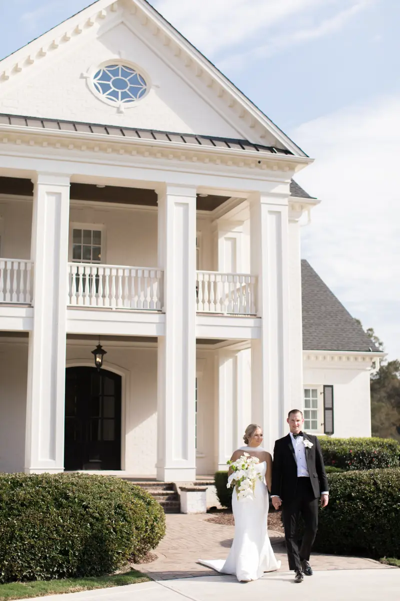 Donovan Manor