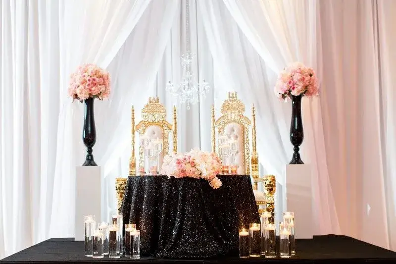 Onieé’s Engagements