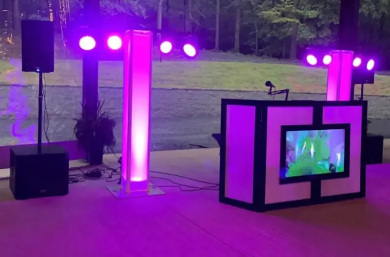 SoOpA Entertainment - Premium Mobile DJ Services