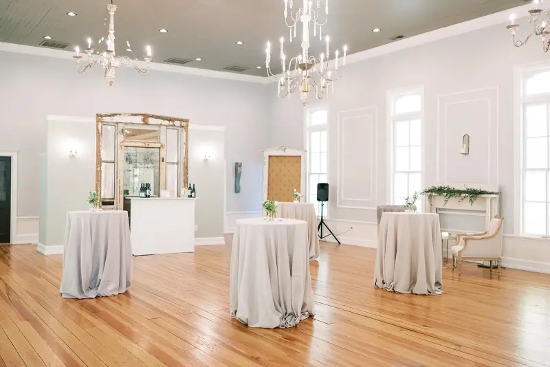 The Parlour at Manns Chapel